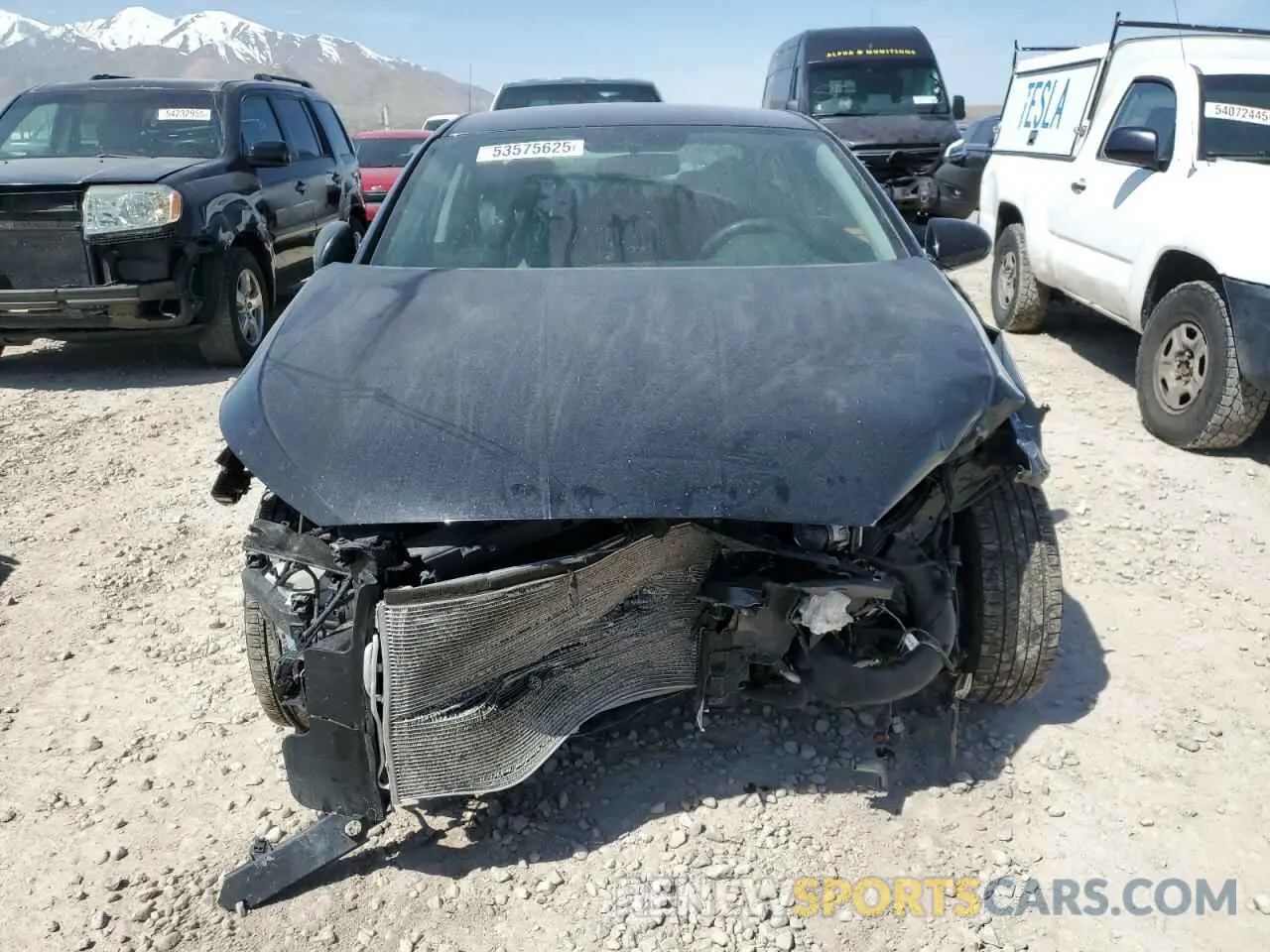 5 Photograph of a damaged car 5NPD74LF9KH416364 HYUNDAI ELANTRA 2019