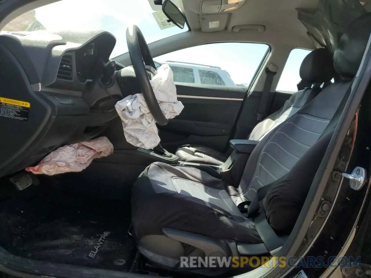 7 Photograph of a damaged car 5NPD74LF9KH416364 HYUNDAI ELANTRA 2019