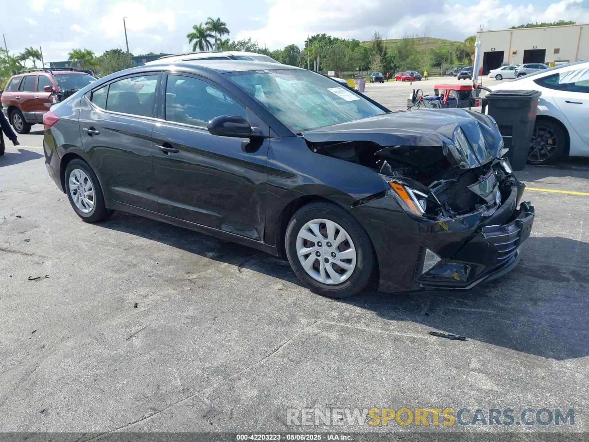 1 Photograph of a damaged car 5NPD74LF9KH467394 HYUNDAI ELANTRA 2019
