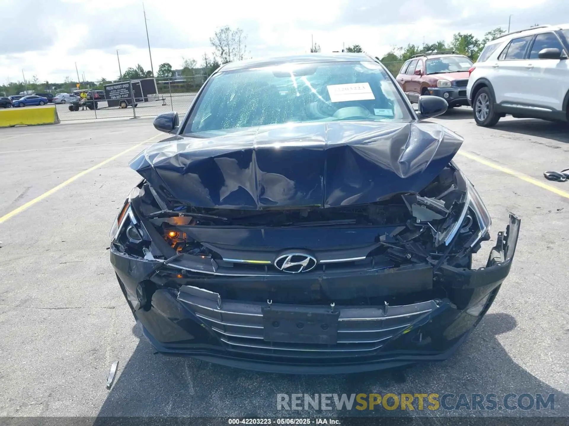 6 Photograph of a damaged car 5NPD74LF9KH467394 HYUNDAI ELANTRA 2019