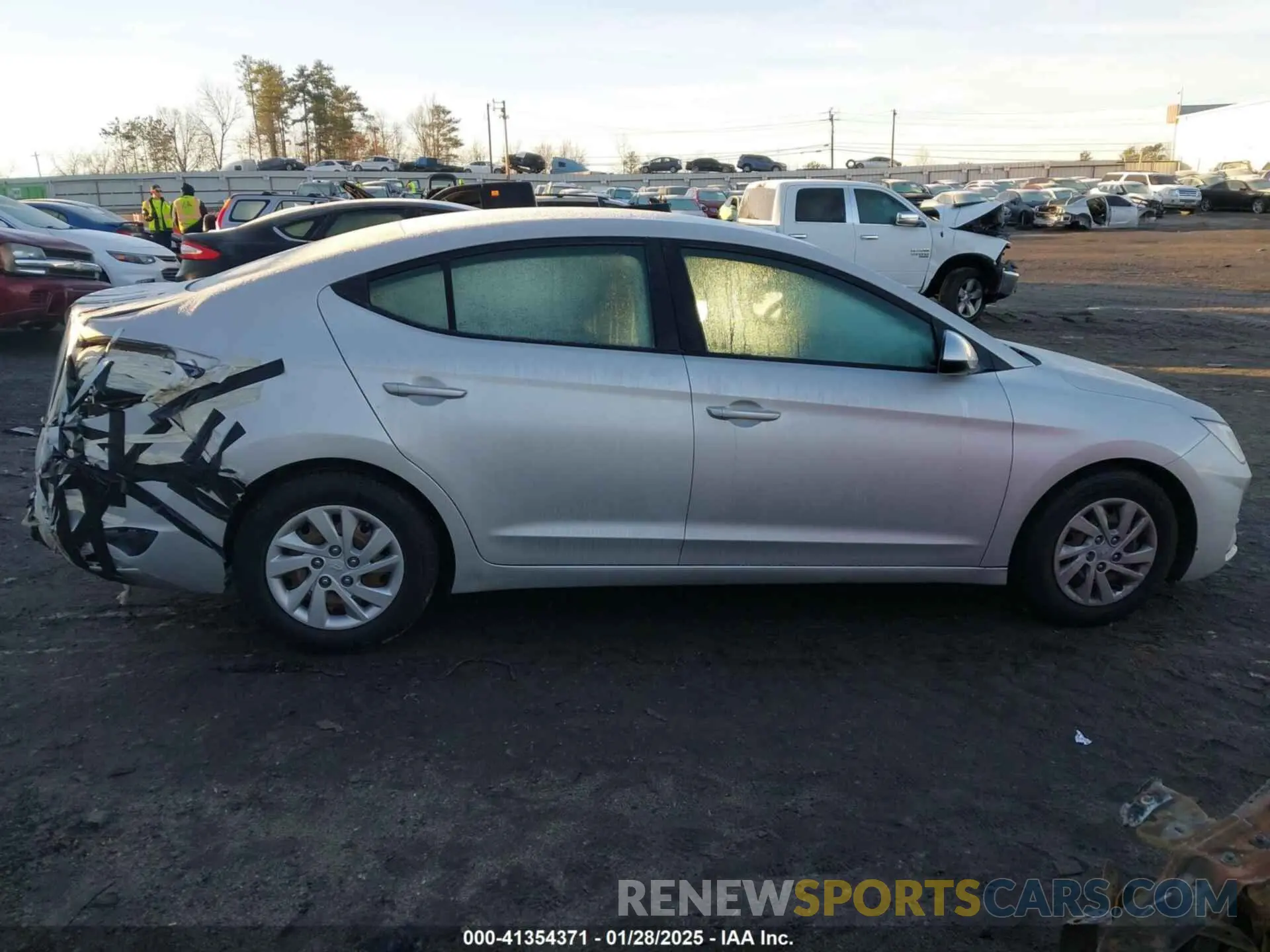 13 Photograph of a damaged car 5NPD74LF9KH474555 HYUNDAI ELANTRA 2019