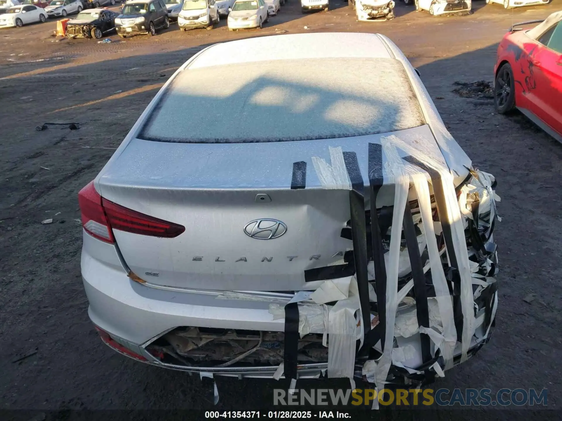 16 Photograph of a damaged car 5NPD74LF9KH474555 HYUNDAI ELANTRA 2019