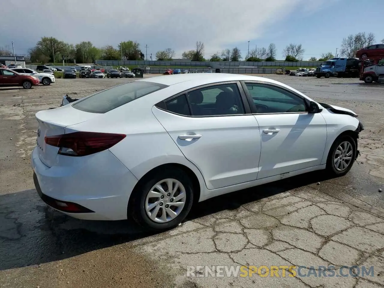 3 Photograph of a damaged car 5NPD74LF9KH487709 HYUNDAI ELANTRA 2019