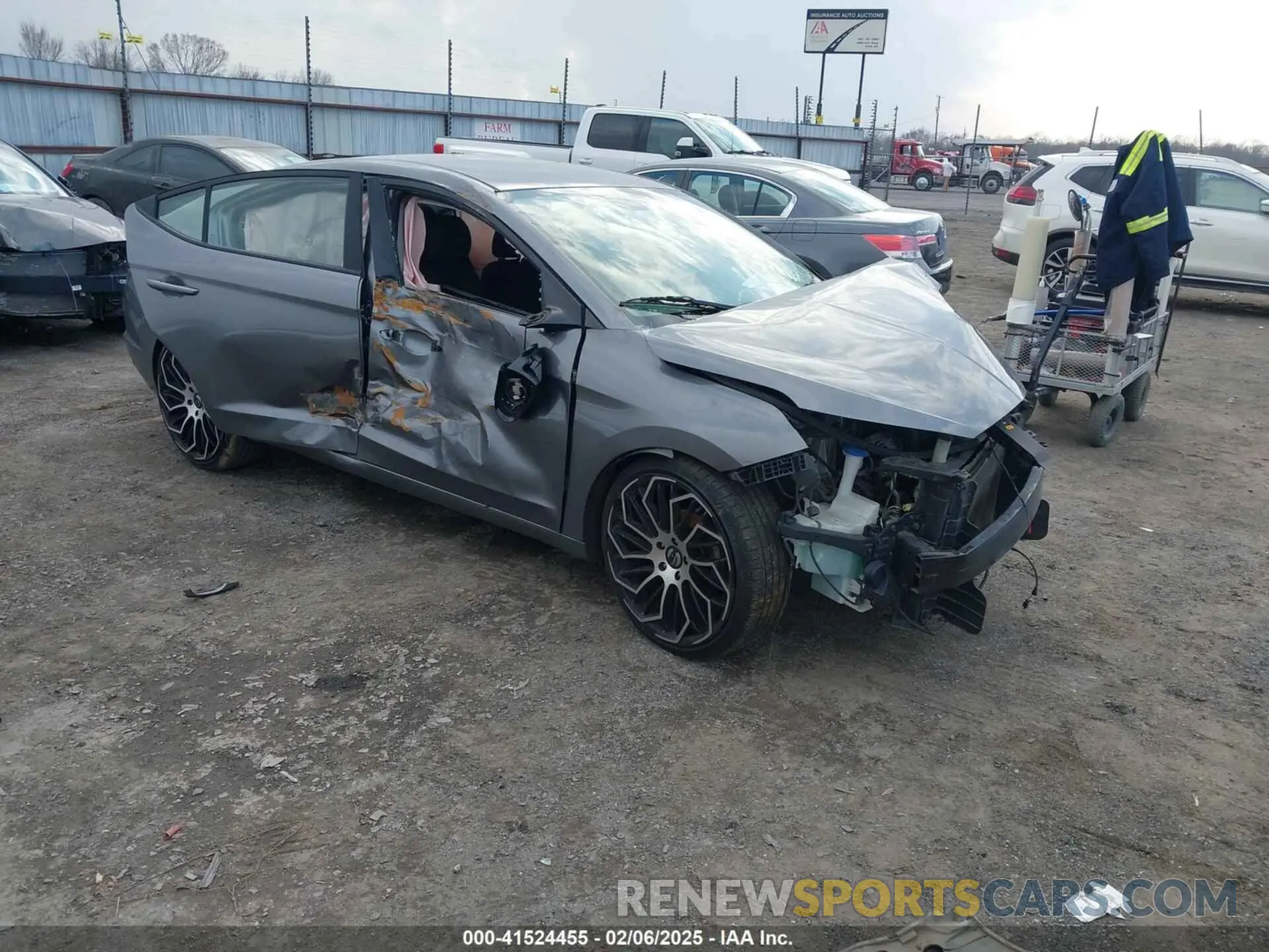 1 Photograph of a damaged car 5NPD74LFXKH416034 HYUNDAI ELANTRA 2019