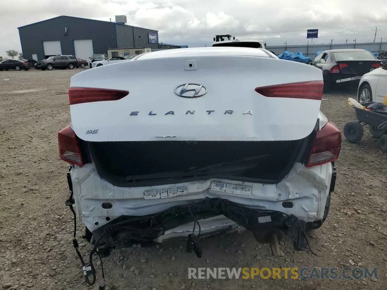 6 Photograph of a damaged car 5NPD74LFXKH443363 HYUNDAI ELANTRA 2019