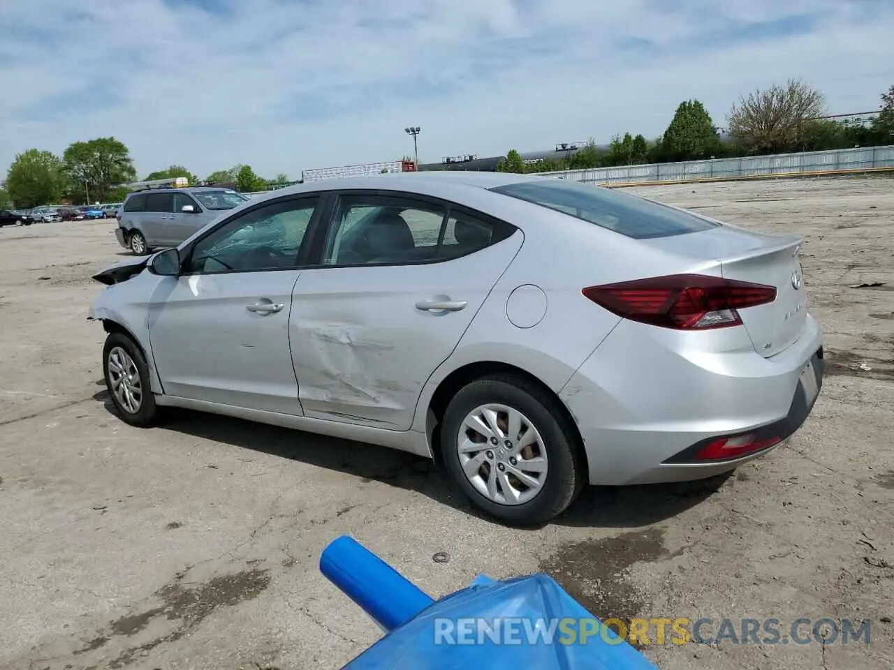 2 Photograph of a damaged car 5NPD74LFXKH471485 HYUNDAI ELANTRA 2019