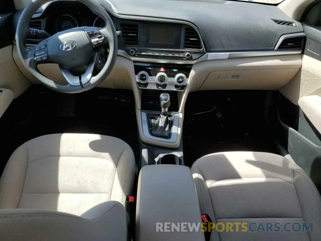 8 Photograph of a damaged car 5NPD74LFXKH481398 HYUNDAI ELANTRA 2019