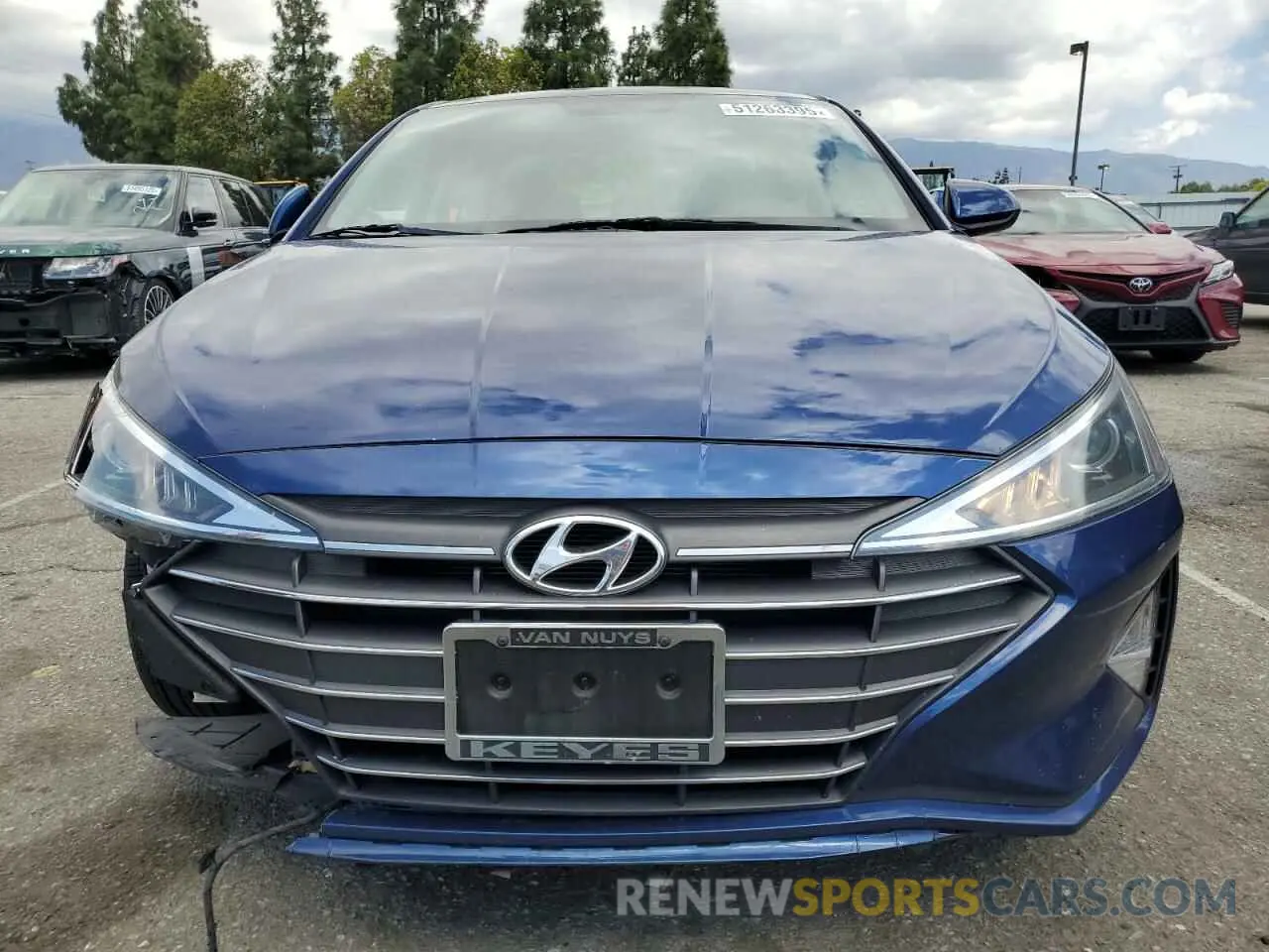 5 Photograph of a damaged car 5NPD74LFXKH495222 HYUNDAI ELANTRA 2019