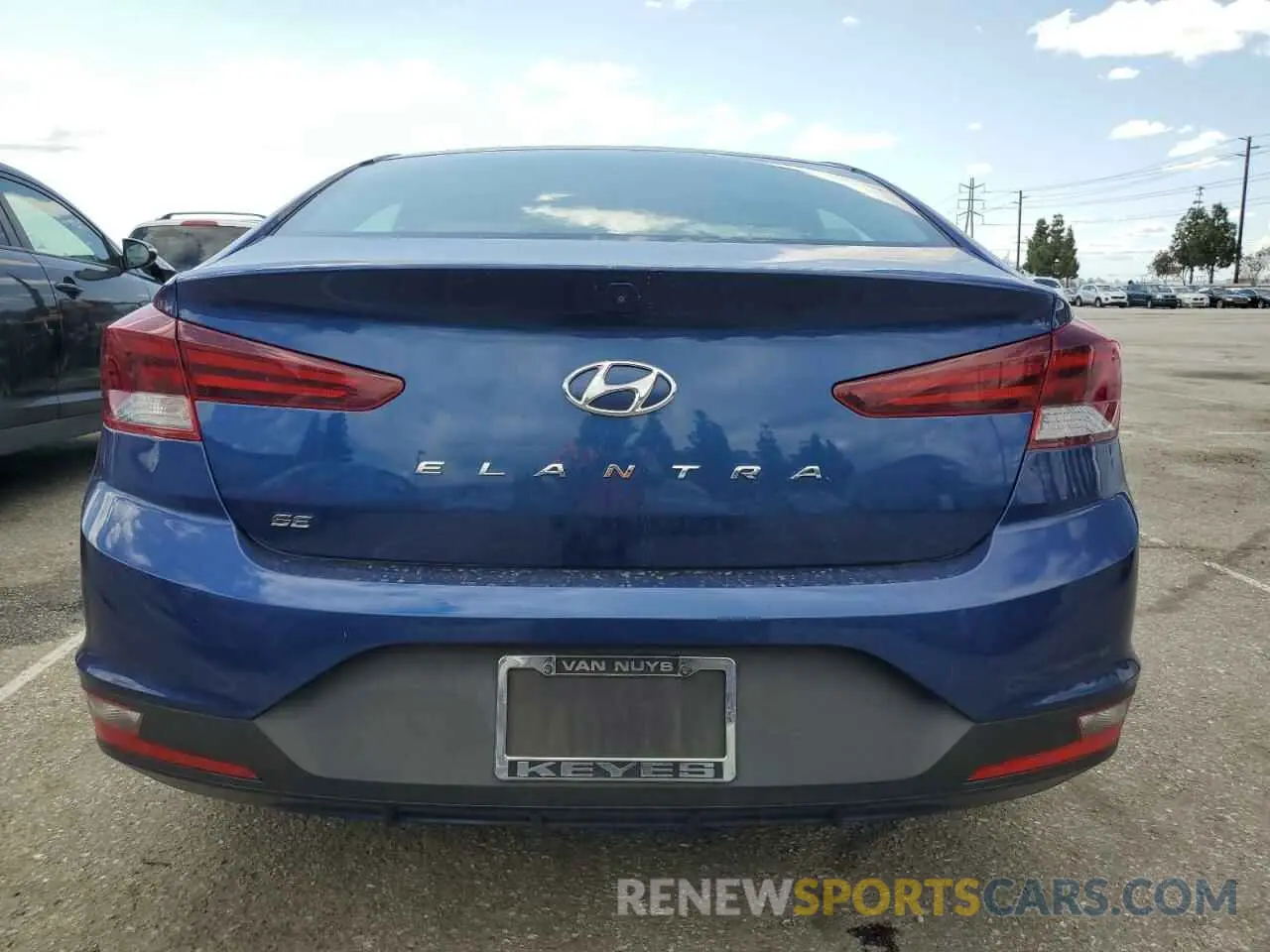 6 Photograph of a damaged car 5NPD74LFXKH495222 HYUNDAI ELANTRA 2019