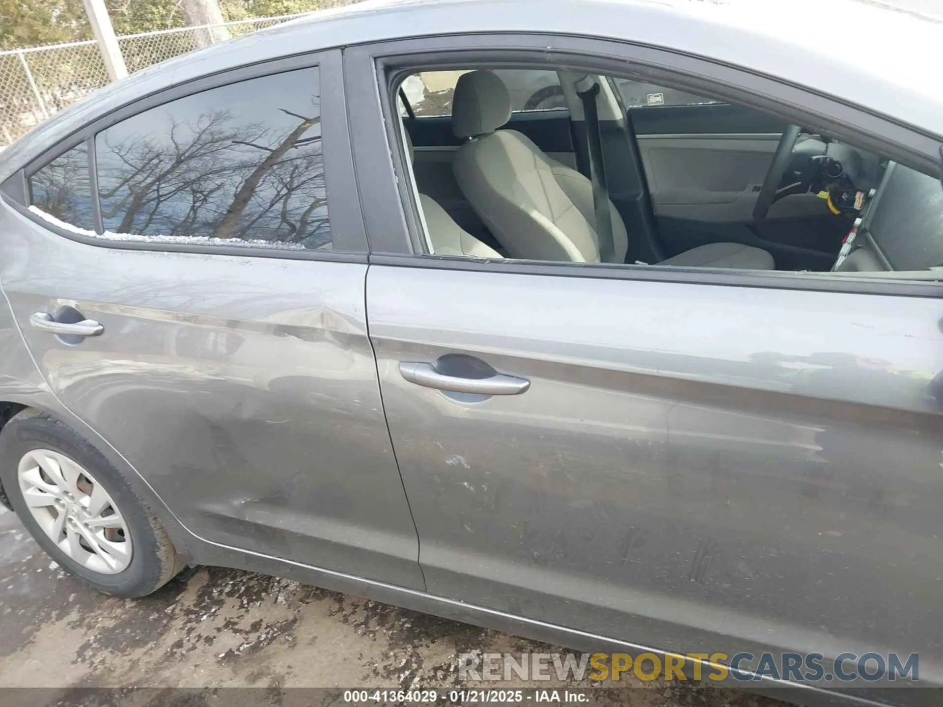 13 Photograph of a damaged car 5NPD74LFXKH497441 HYUNDAI ELANTRA 2019