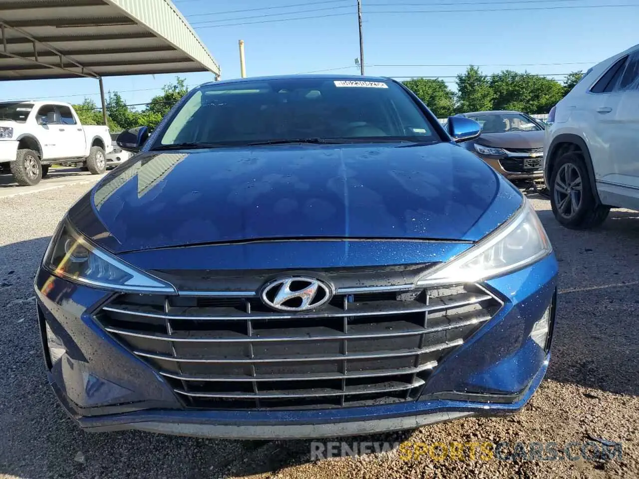 5 Photograph of a damaged car 5NPD84LF0KH411910 HYUNDAI ELANTRA 2019
