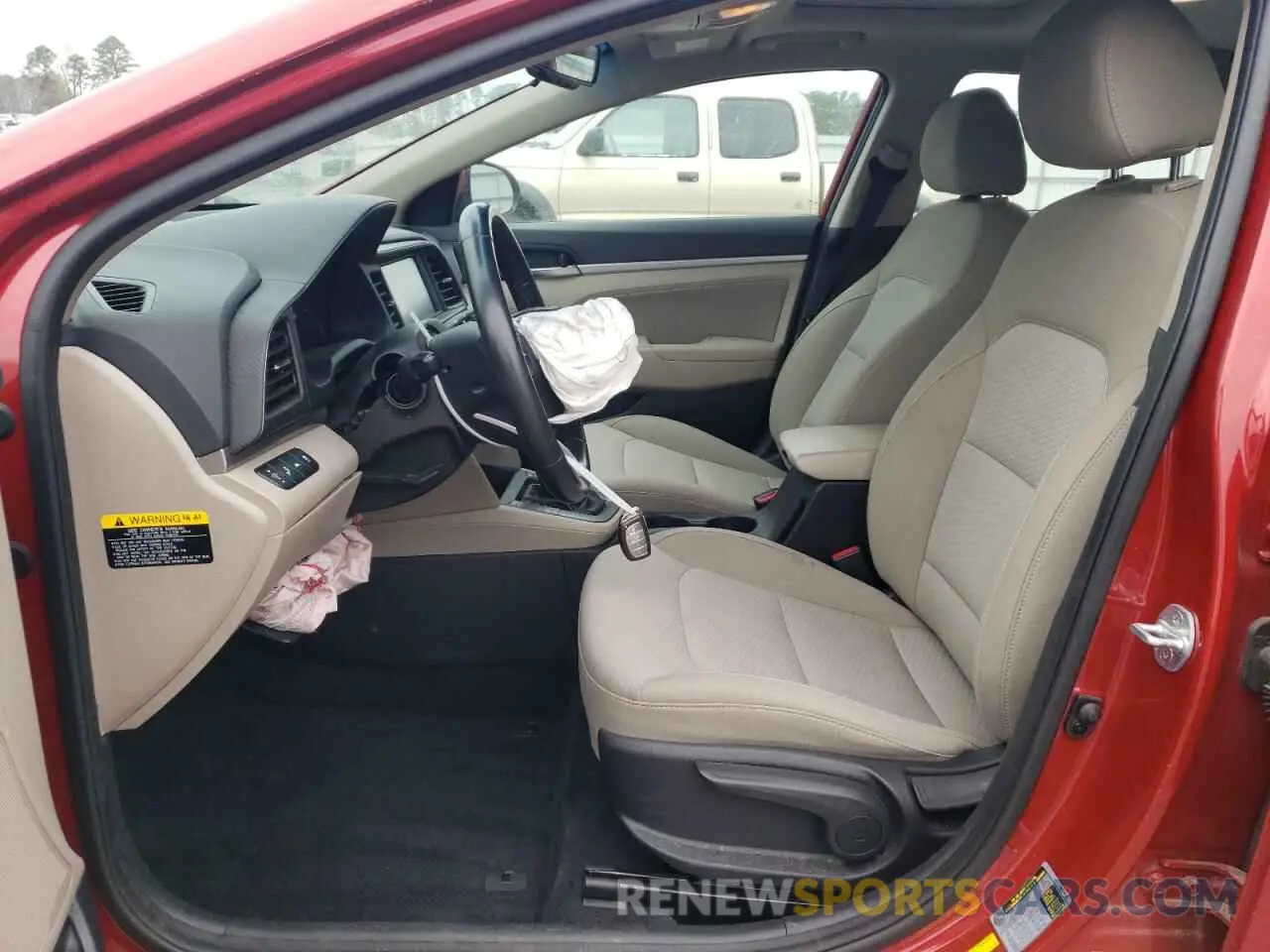 7 Photograph of a damaged car 5NPD84LF0KH412605 HYUNDAI ELANTRA 2019