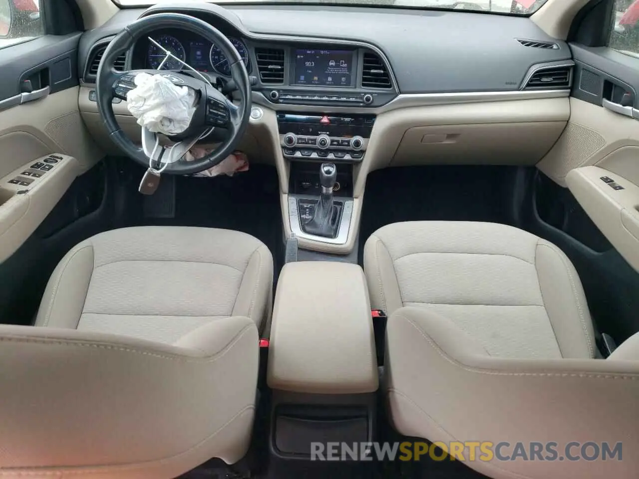 8 Photograph of a damaged car 5NPD84LF0KH412605 HYUNDAI ELANTRA 2019