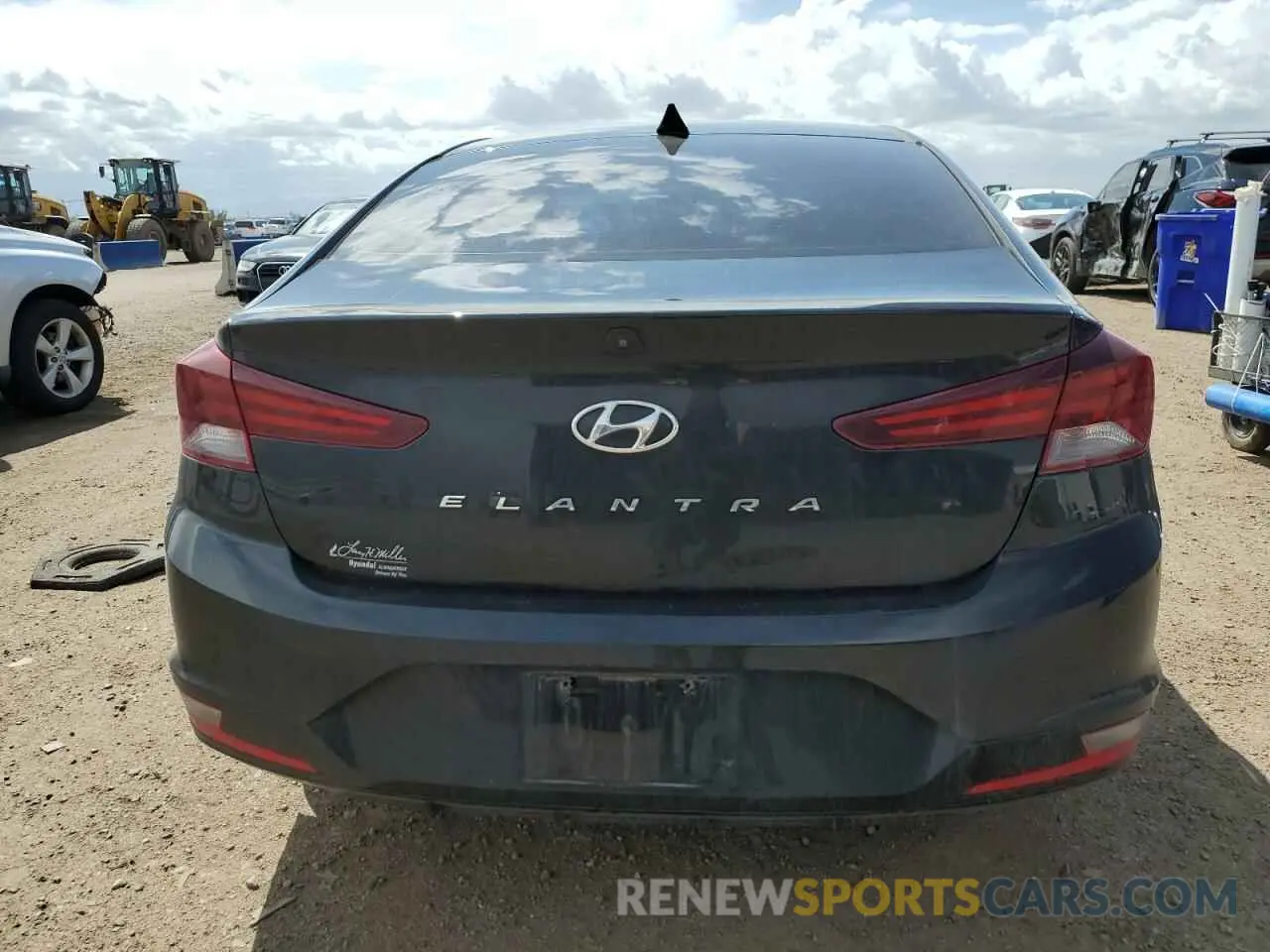 6 Photograph of a damaged car 5NPD84LF0KH426391 HYUNDAI ELANTRA 2019