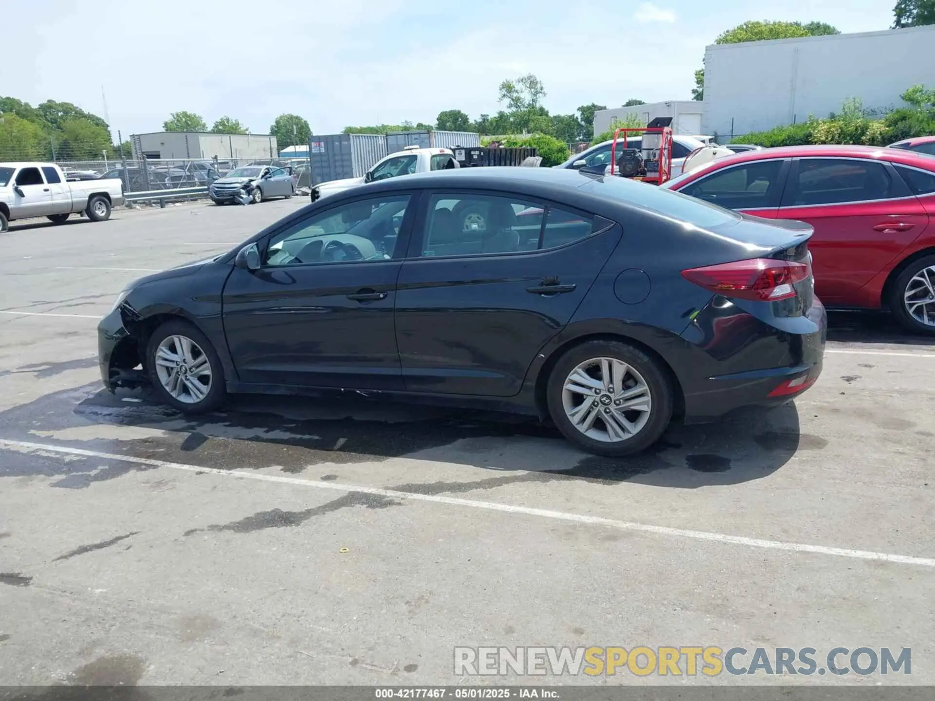 14 Photograph of a damaged car 5NPD84LF0KH427086 HYUNDAI ELANTRA 2019