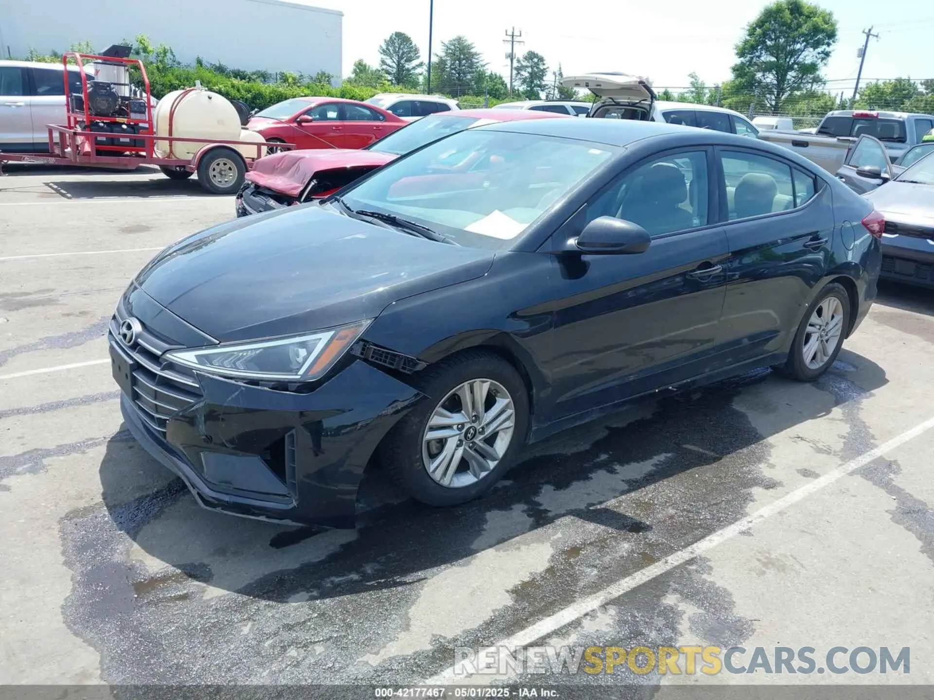 2 Photograph of a damaged car 5NPD84LF0KH427086 HYUNDAI ELANTRA 2019