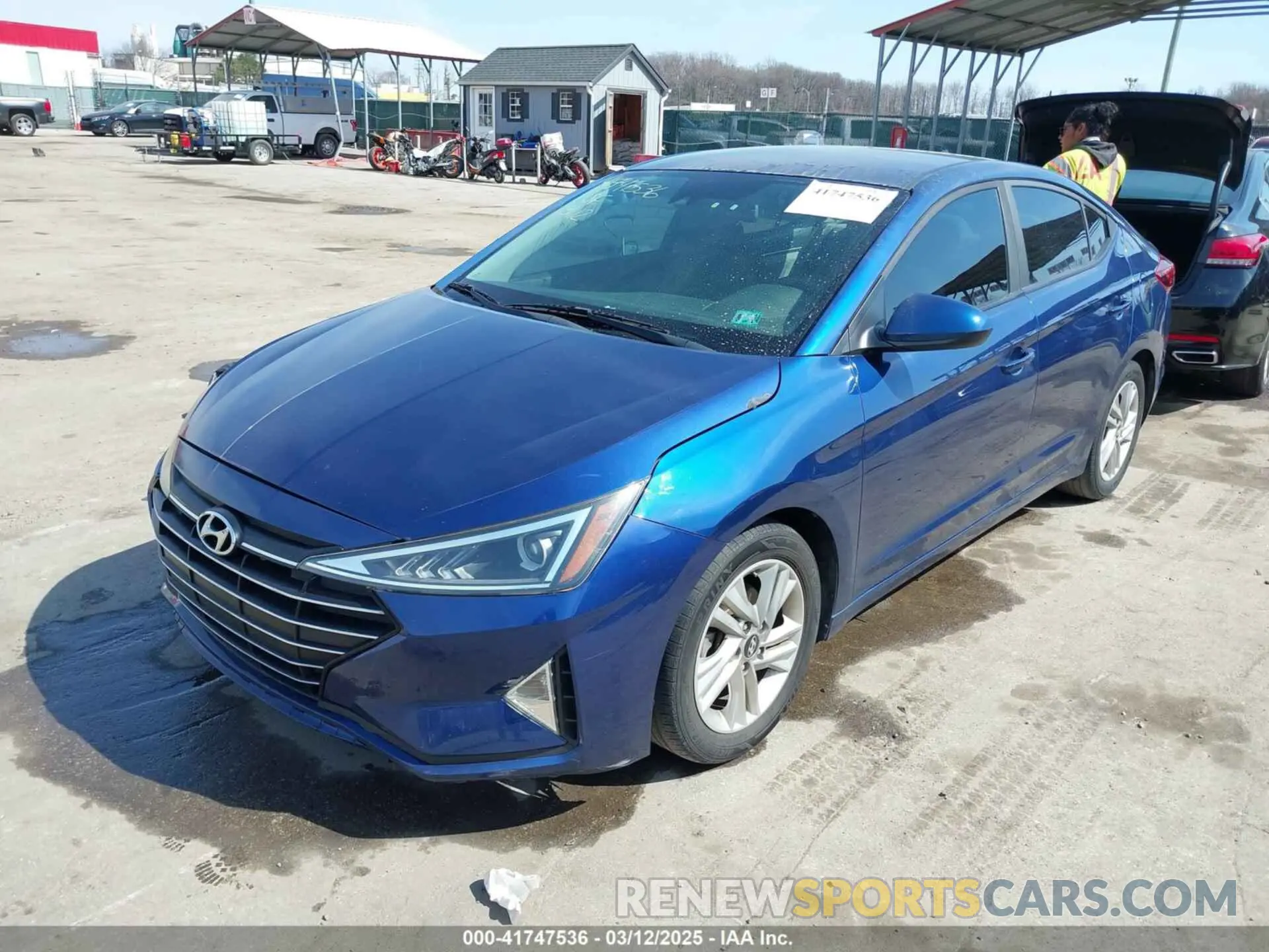 2 Photograph of a damaged car 5NPD84LF0KH435303 HYUNDAI ELANTRA 2019