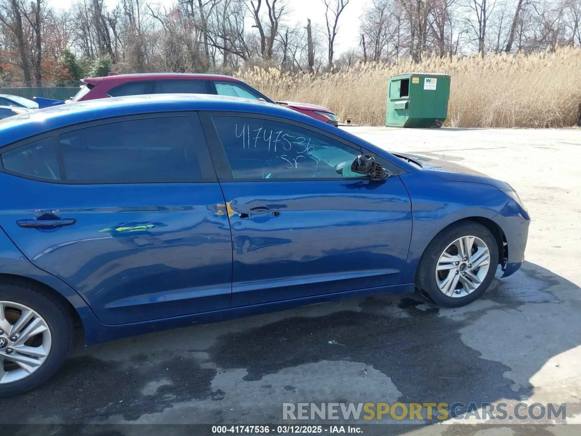 6 Photograph of a damaged car 5NPD84LF0KH435303 HYUNDAI ELANTRA 2019