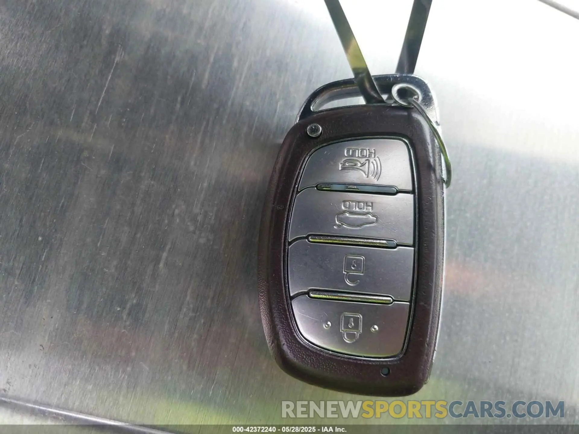 11 Photograph of a damaged car 5NPD84LF0KH435687 HYUNDAI ELANTRA 2019