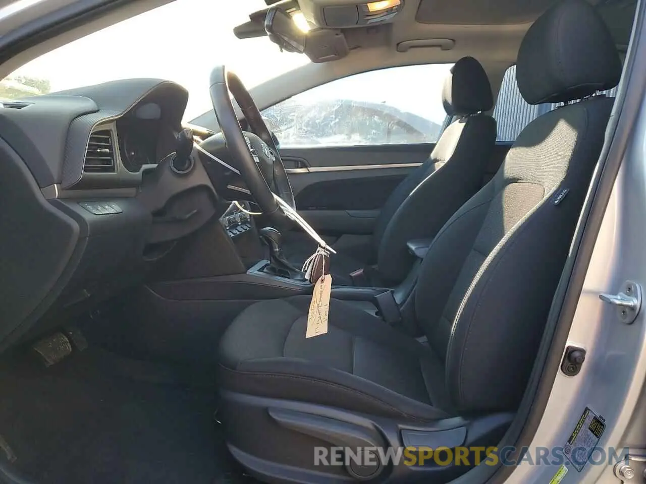 7 Photograph of a damaged car 5NPD84LF0KH436080 HYUNDAI ELANTRA 2019