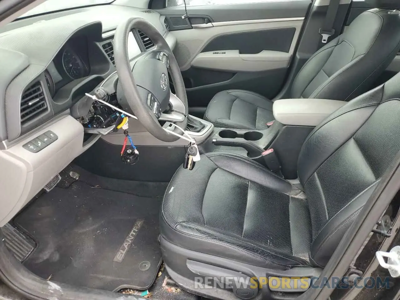 7 Photograph of a damaged car 5NPD84LF0KH439223 HYUNDAI ELANTRA 2019