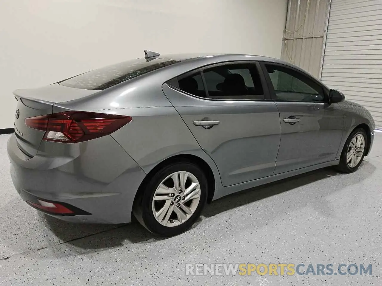 3 Photograph of a damaged car 5NPD84LF0KH440016 HYUNDAI ELANTRA 2019