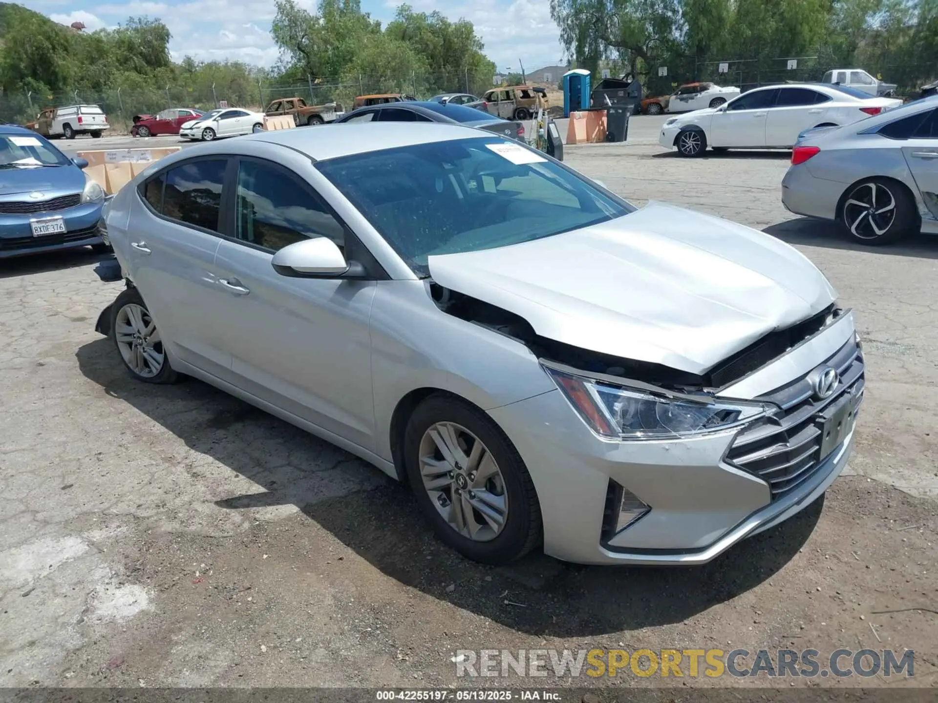 1 Photograph of a damaged car 5NPD84LF0KH448939 HYUNDAI ELANTRA 2019