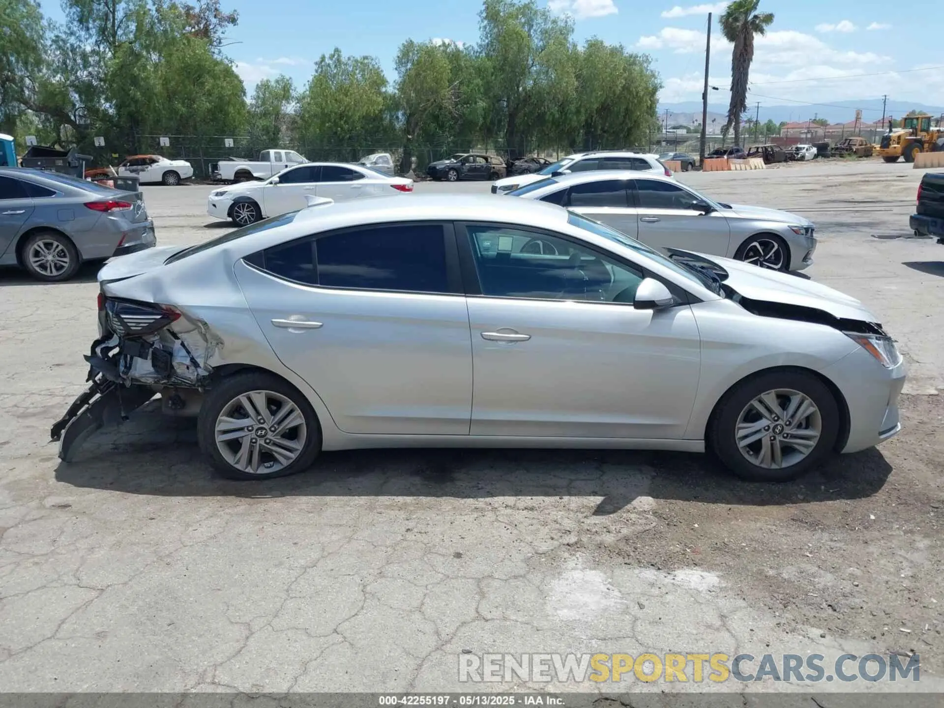 13 Photograph of a damaged car 5NPD84LF0KH448939 HYUNDAI ELANTRA 2019