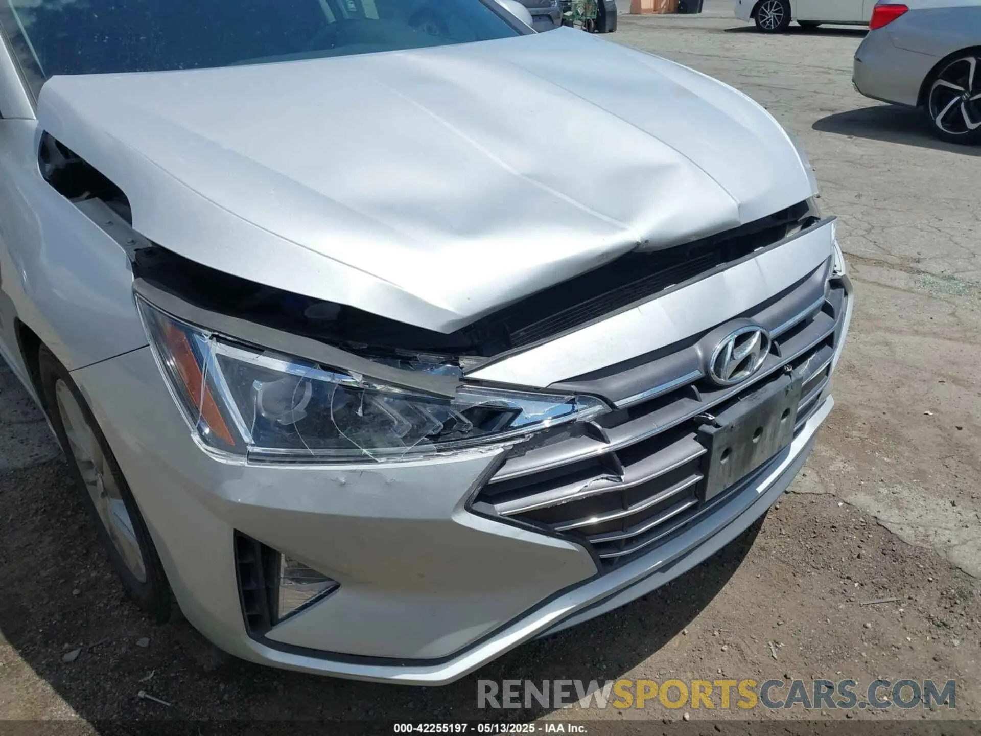 19 Photograph of a damaged car 5NPD84LF0KH448939 HYUNDAI ELANTRA 2019