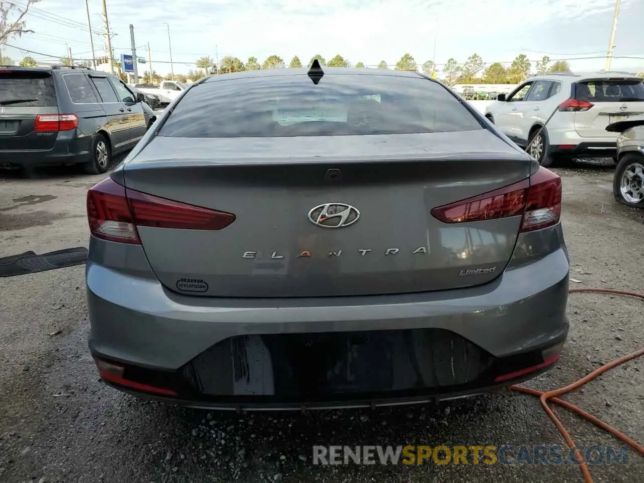 6 Photograph of a damaged car 5NPD84LF0KH451355 HYUNDAI ELANTRA 2019