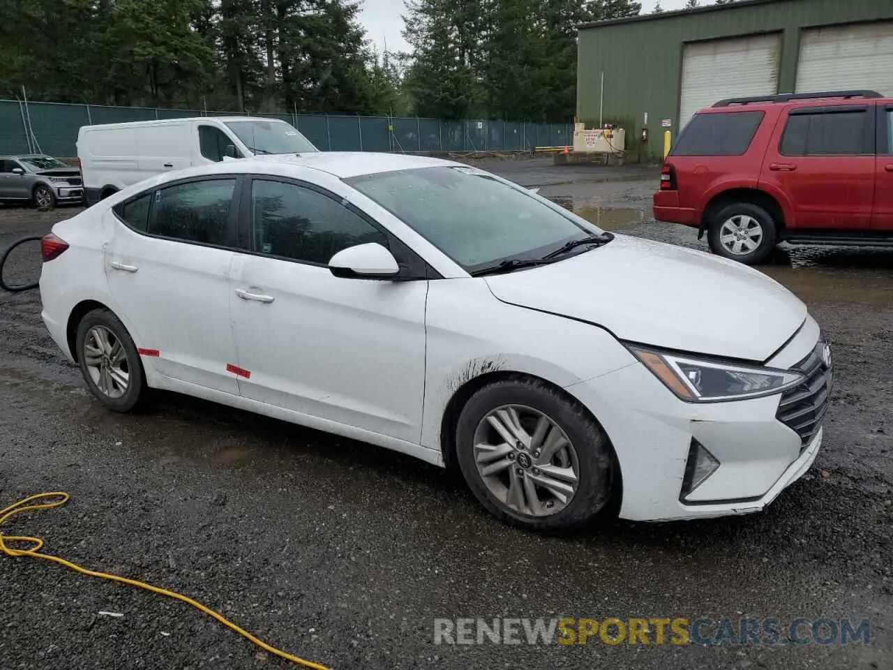 4 Photograph of a damaged car 5NPD84LF0KH452182 HYUNDAI ELANTRA 2019