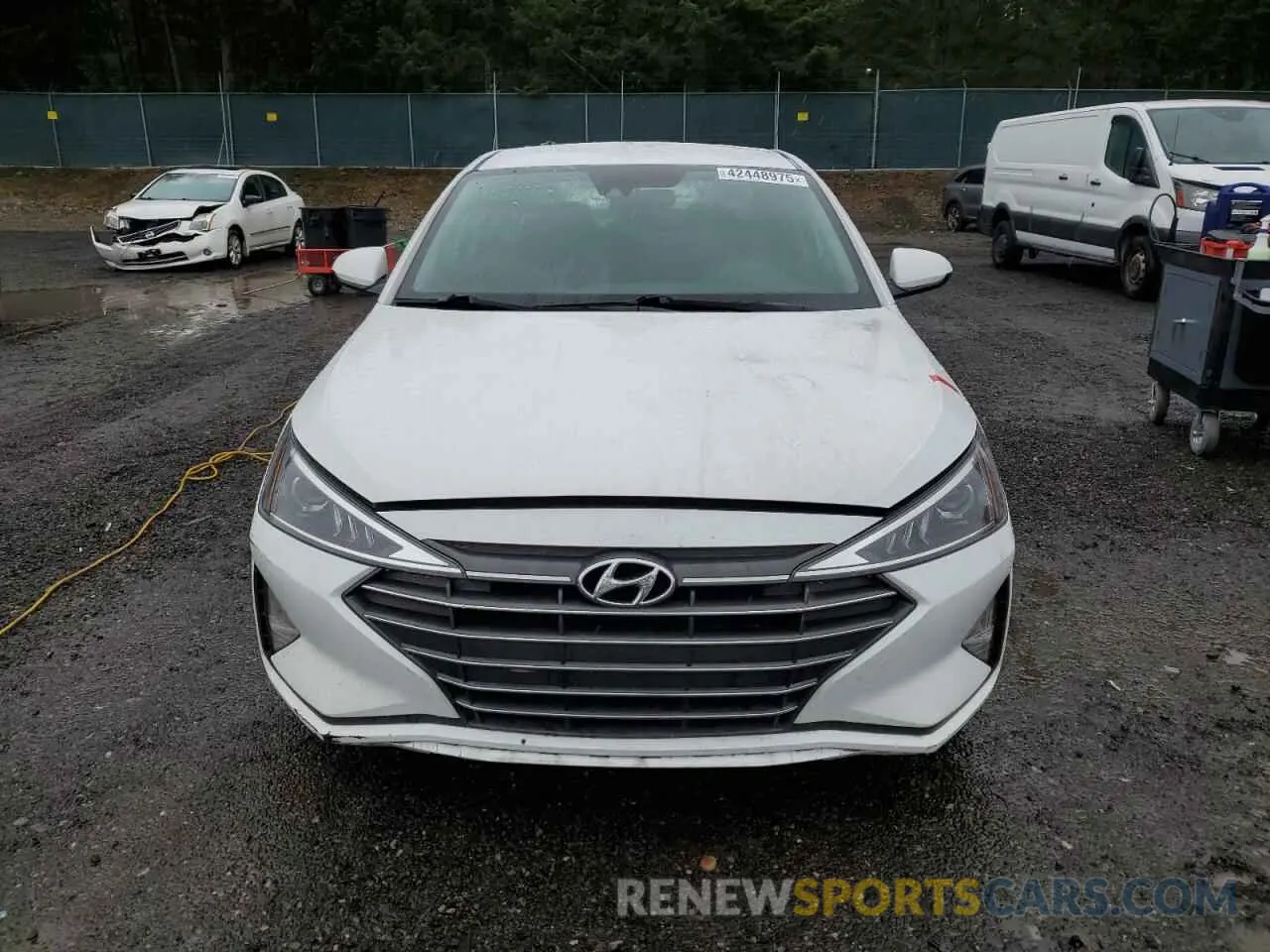 5 Photograph of a damaged car 5NPD84LF0KH452182 HYUNDAI ELANTRA 2019