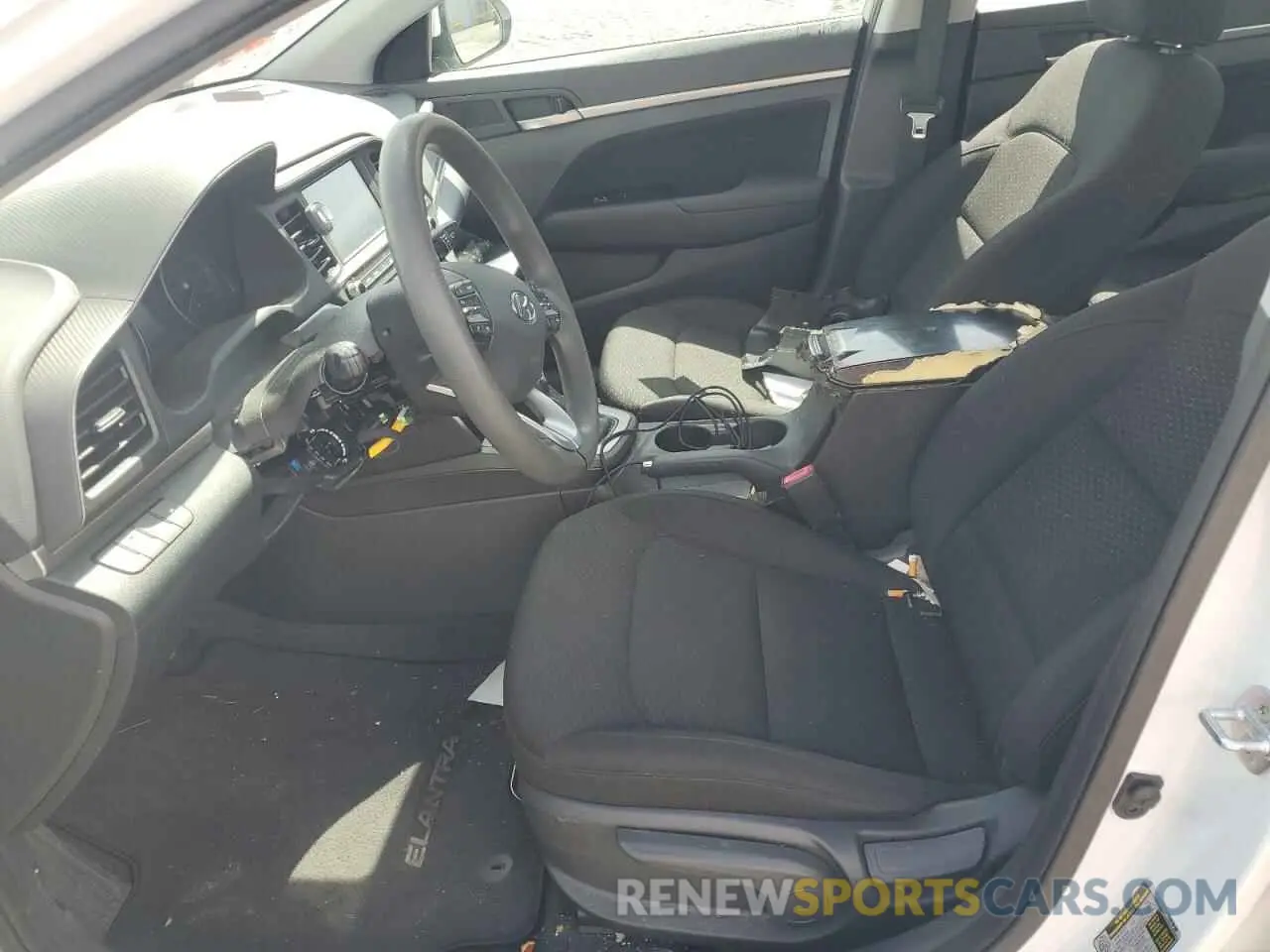 7 Photograph of a damaged car 5NPD84LF0KH454353 HYUNDAI ELANTRA 2019