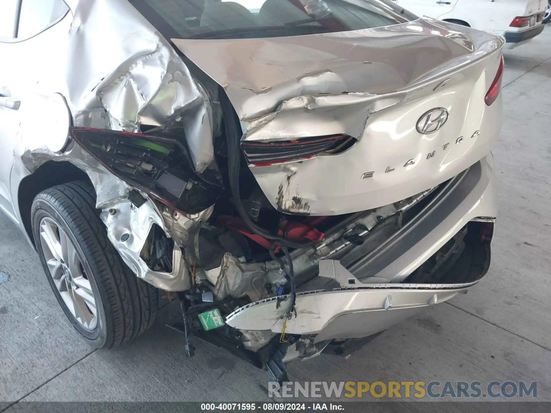 6 Photograph of a damaged car 5NPD84LF0KH455874 HYUNDAI ELANTRA 2019