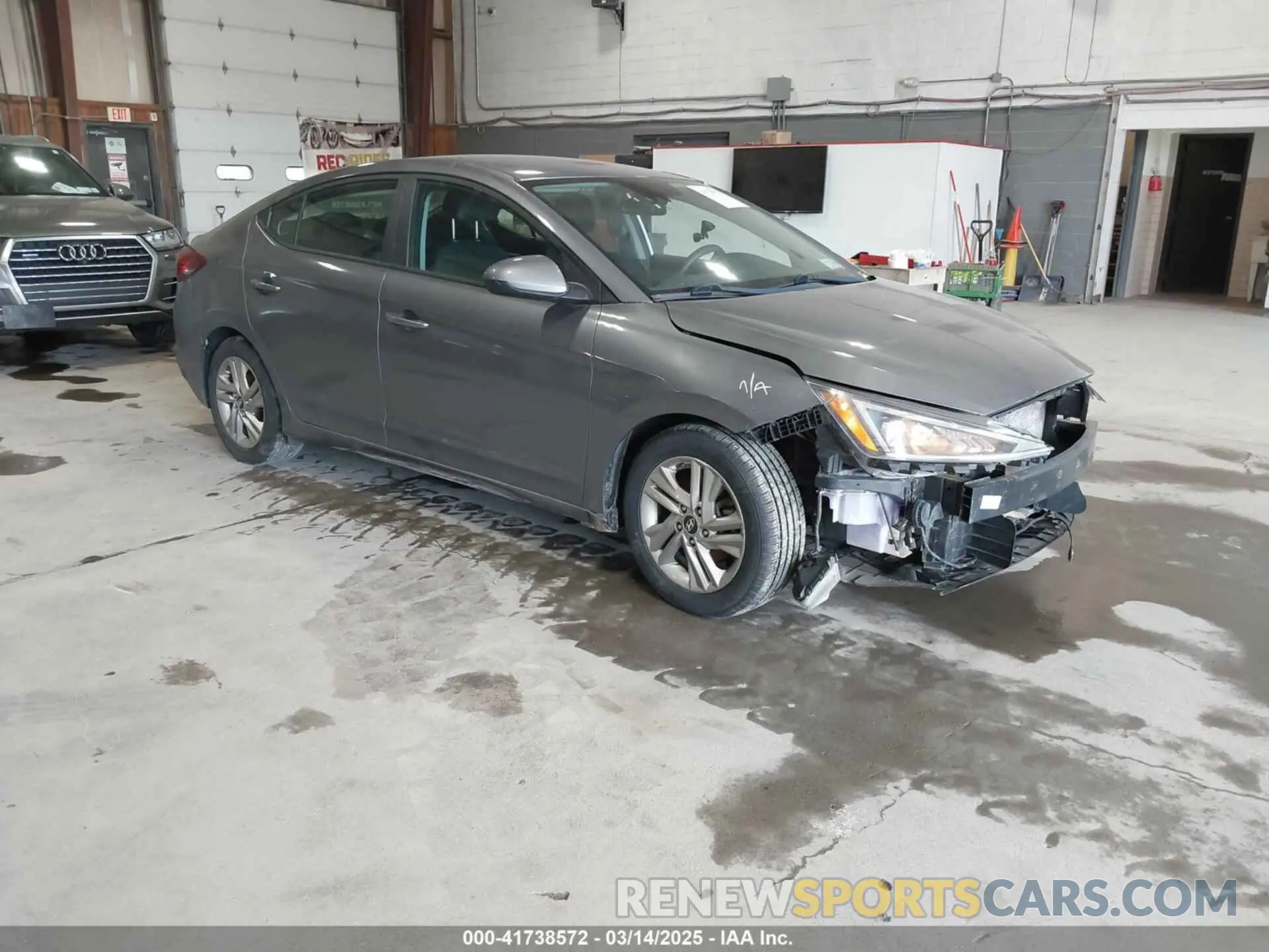 1 Photograph of a damaged car 5NPD84LF0KH462050 HYUNDAI ELANTRA 2019