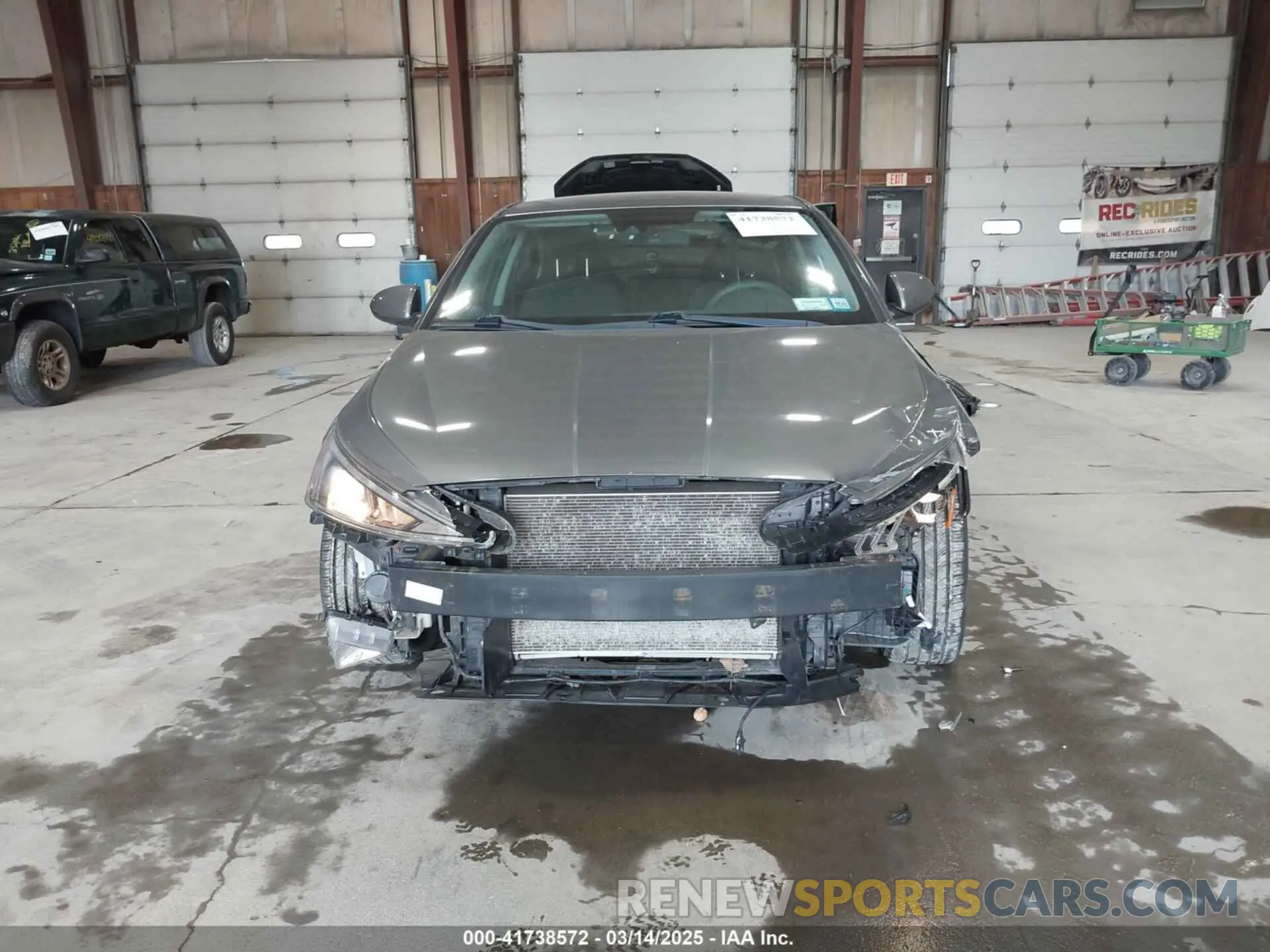 6 Photograph of a damaged car 5NPD84LF0KH462050 HYUNDAI ELANTRA 2019