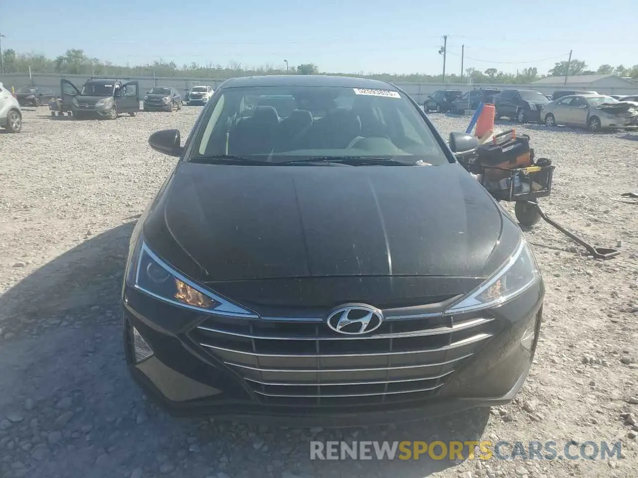 5 Photograph of a damaged car 5NPD84LF0KH463165 HYUNDAI ELANTRA 2019