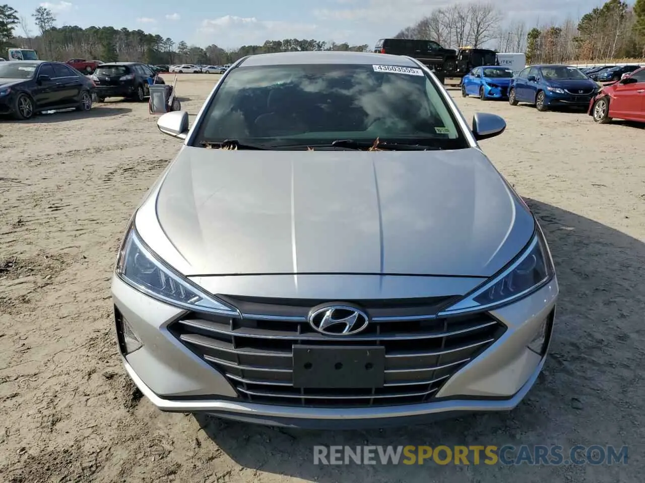 5 Photograph of a damaged car 5NPD84LF0KH470911 HYUNDAI ELANTRA 2019