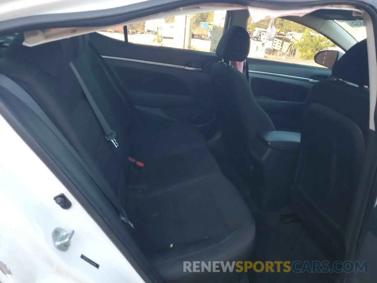 10 Photograph of a damaged car 5NPD84LF0KH484341 HYUNDAI ELANTRA 2019