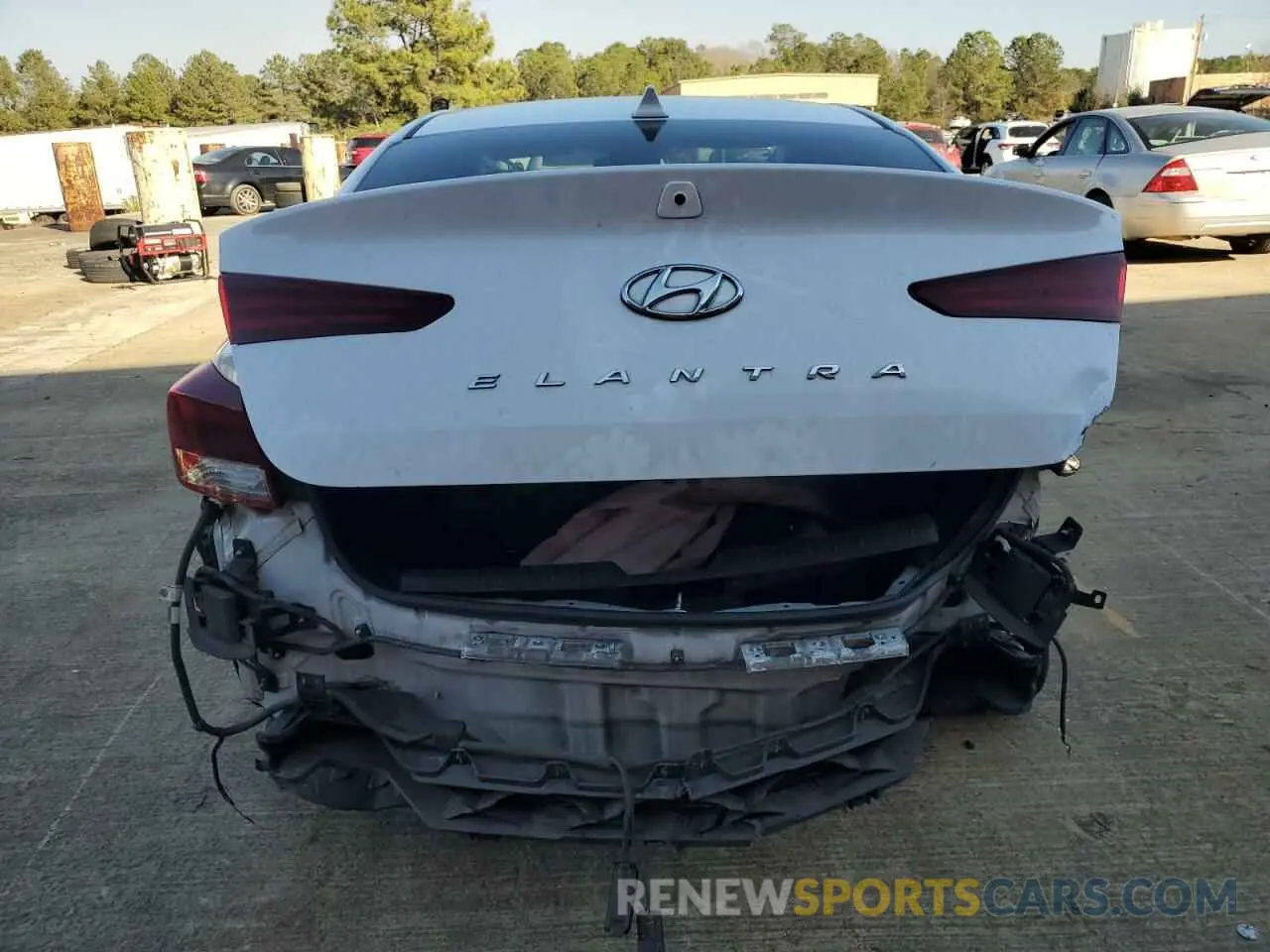 6 Photograph of a damaged car 5NPD84LF0KH484341 HYUNDAI ELANTRA 2019
