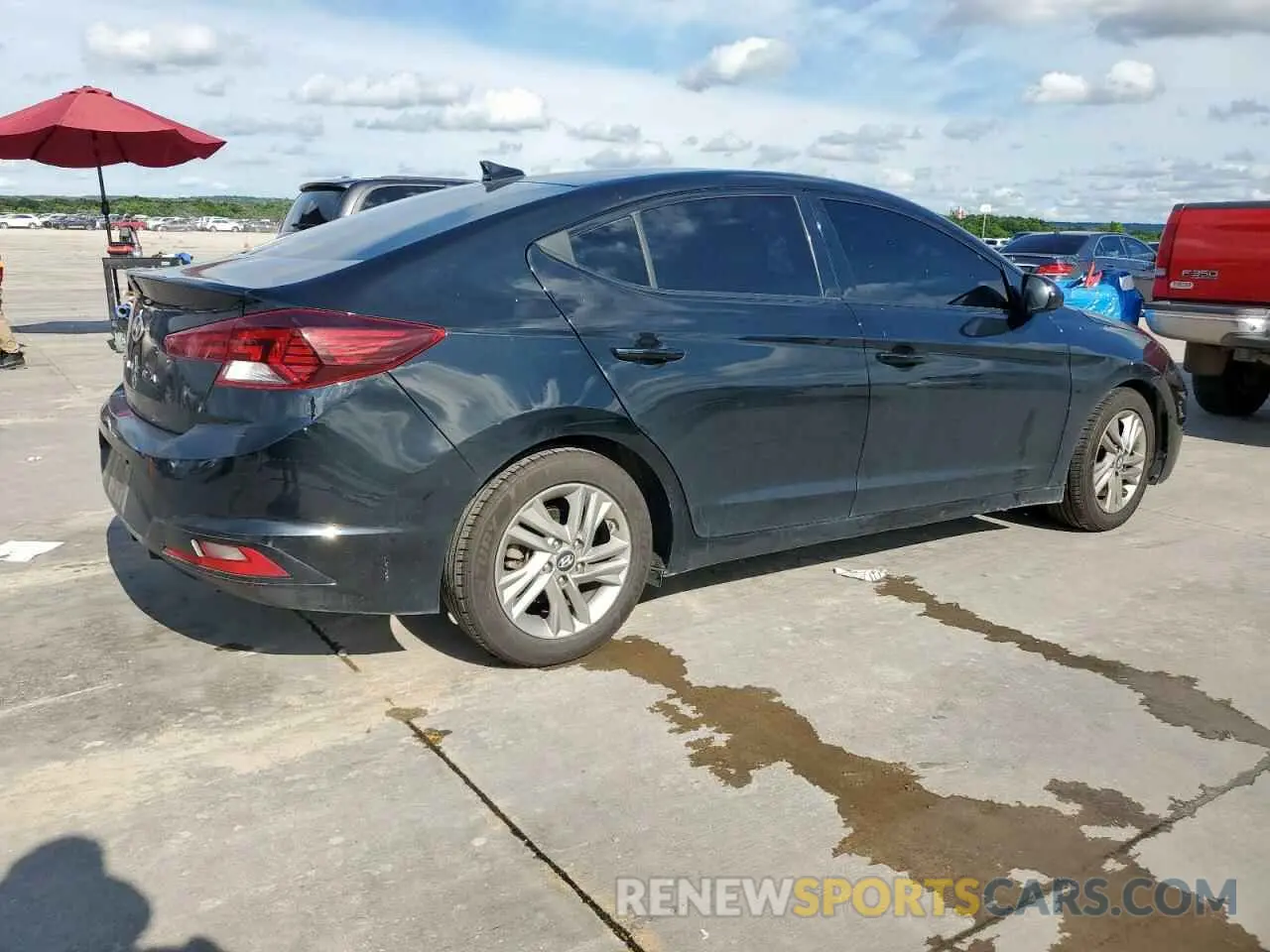 3 Photograph of a damaged car 5NPD84LF1KH409664 HYUNDAI ELANTRA 2019