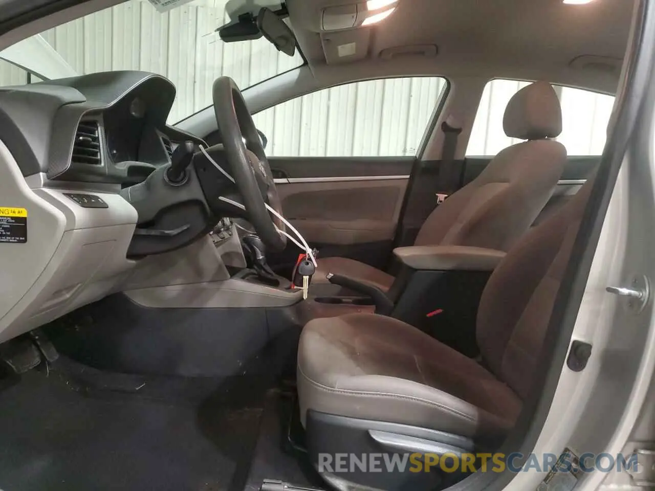 7 Photograph of a damaged car 5NPD84LF1KH412225 HYUNDAI ELANTRA 2019