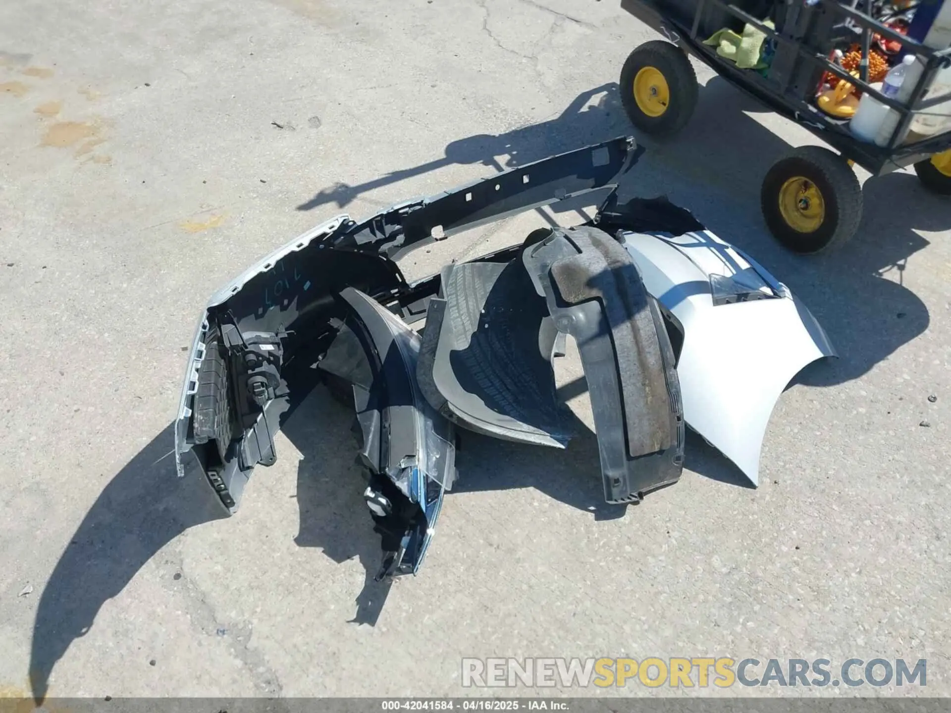 12 Photograph of a damaged car 5NPD84LF1KH430188 HYUNDAI ELANTRA 2019