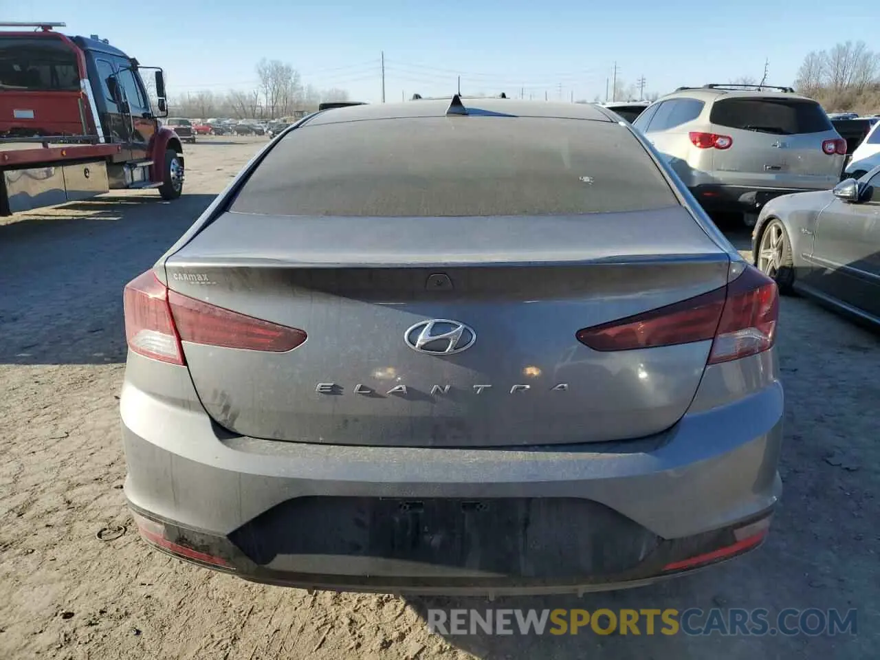 6 Photograph of a damaged car 5NPD84LF1KH444687 HYUNDAI ELANTRA 2019