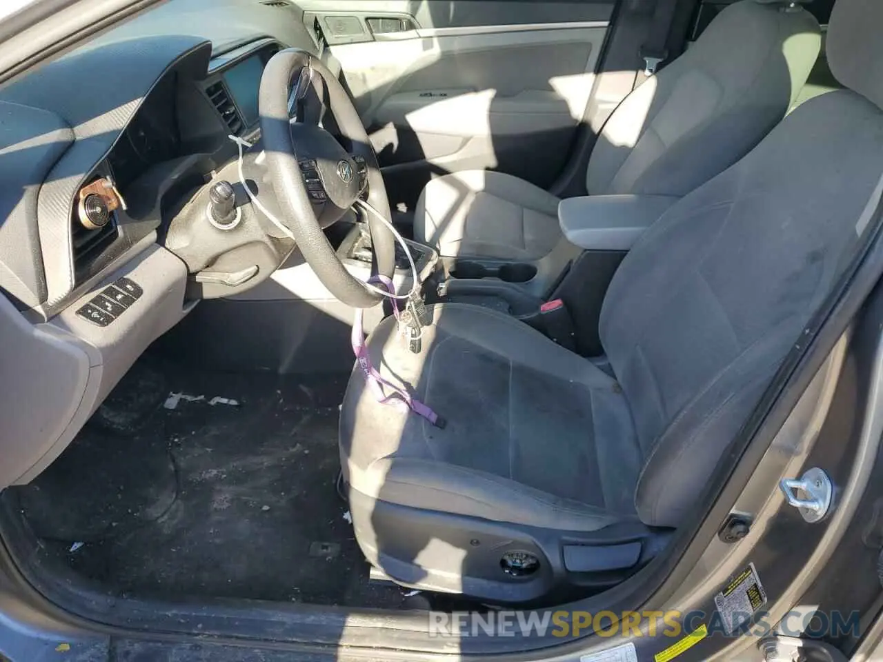 7 Photograph of a damaged car 5NPD84LF1KH444687 HYUNDAI ELANTRA 2019