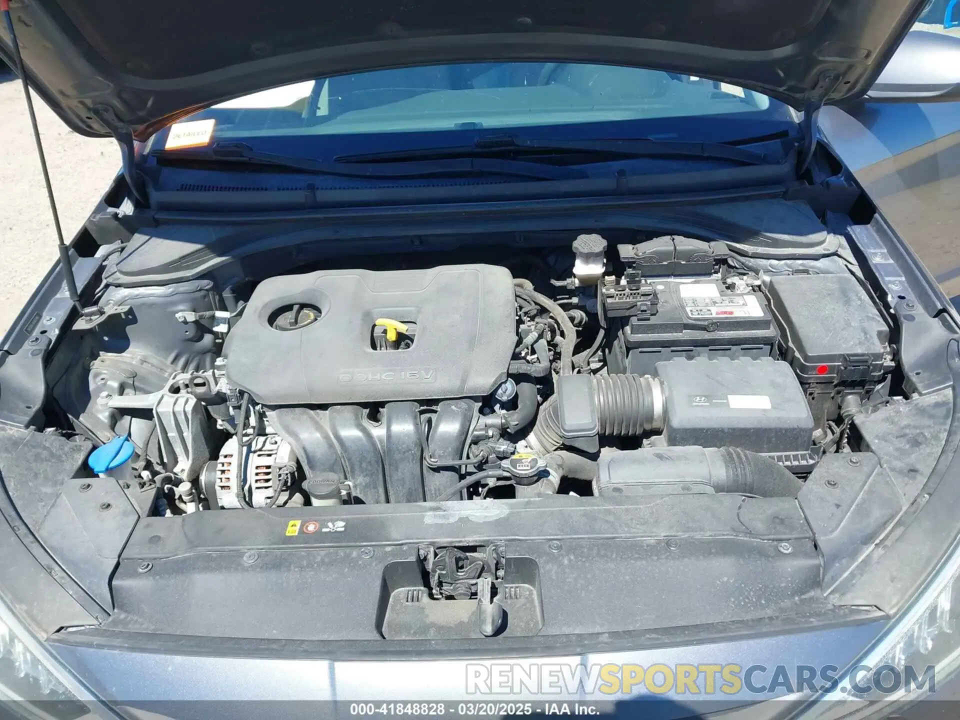 10 Photograph of a damaged car 5NPD84LF1KH457469 HYUNDAI ELANTRA 2019