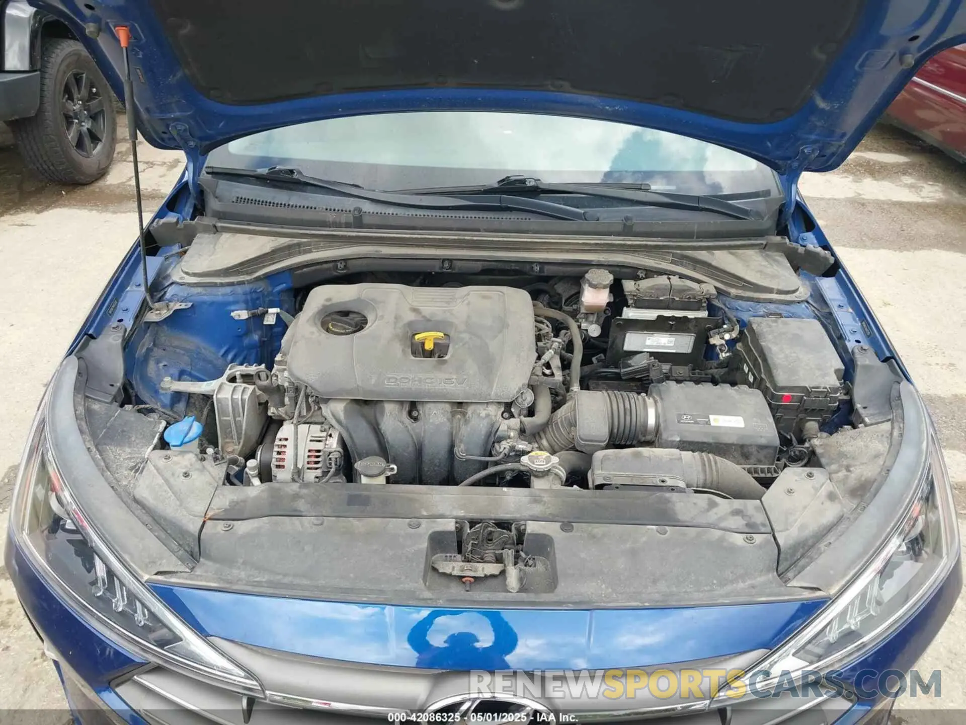 10 Photograph of a damaged car 5NPD84LF1KH472702 HYUNDAI ELANTRA 2019