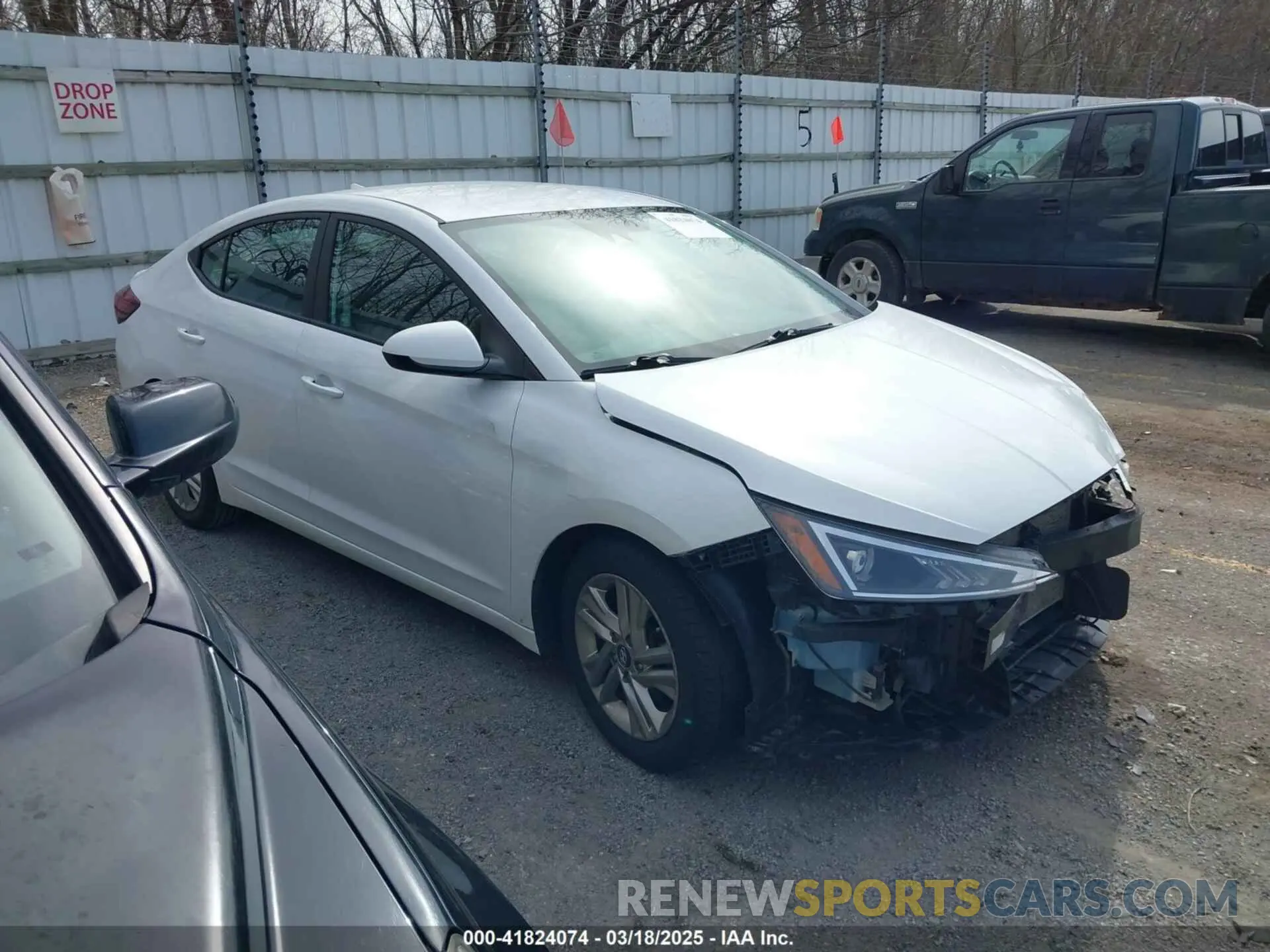 1 Photograph of a damaged car 5NPD84LF1KH478810 HYUNDAI ELANTRA 2019