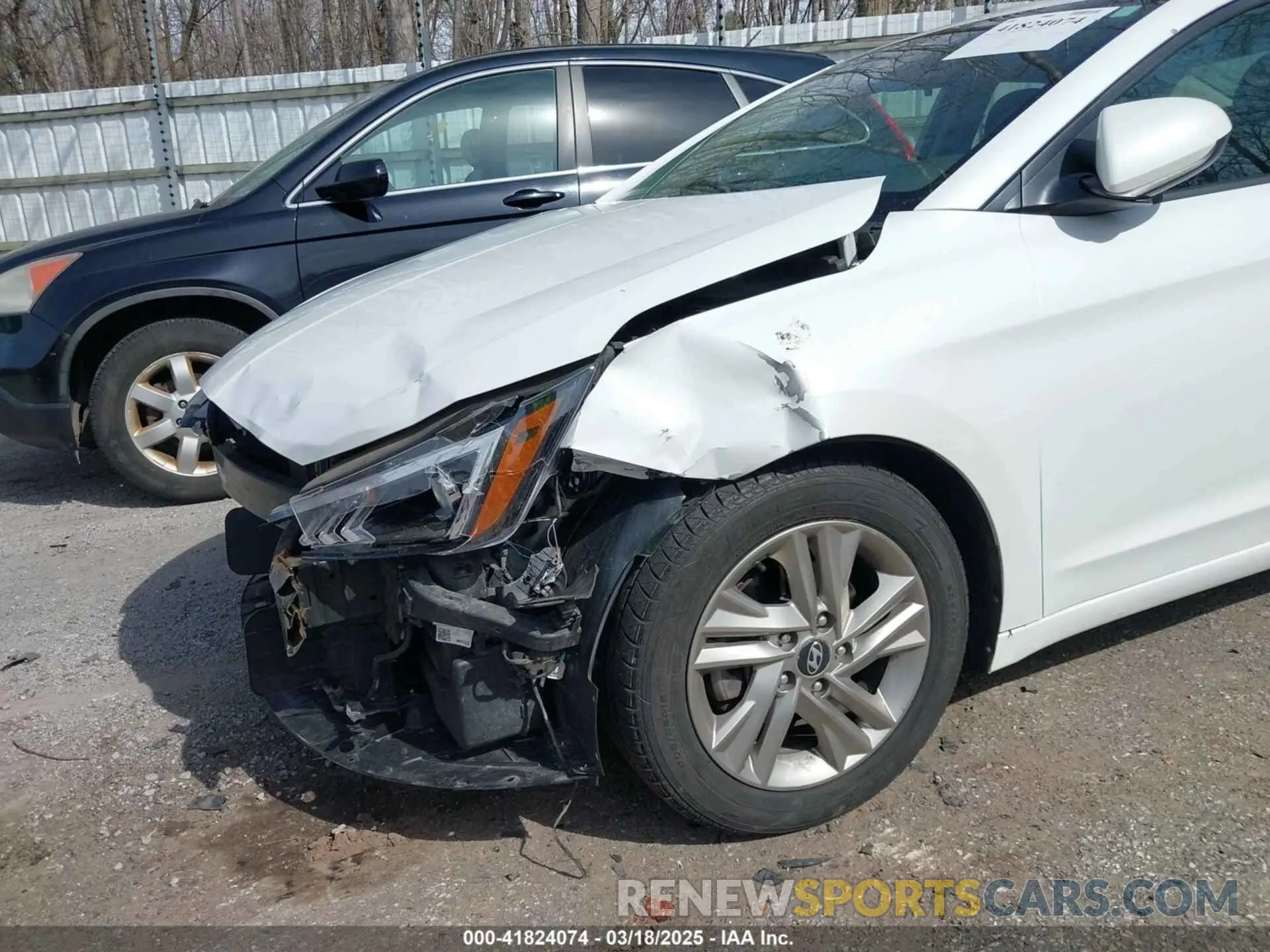 6 Photograph of a damaged car 5NPD84LF1KH478810 HYUNDAI ELANTRA 2019