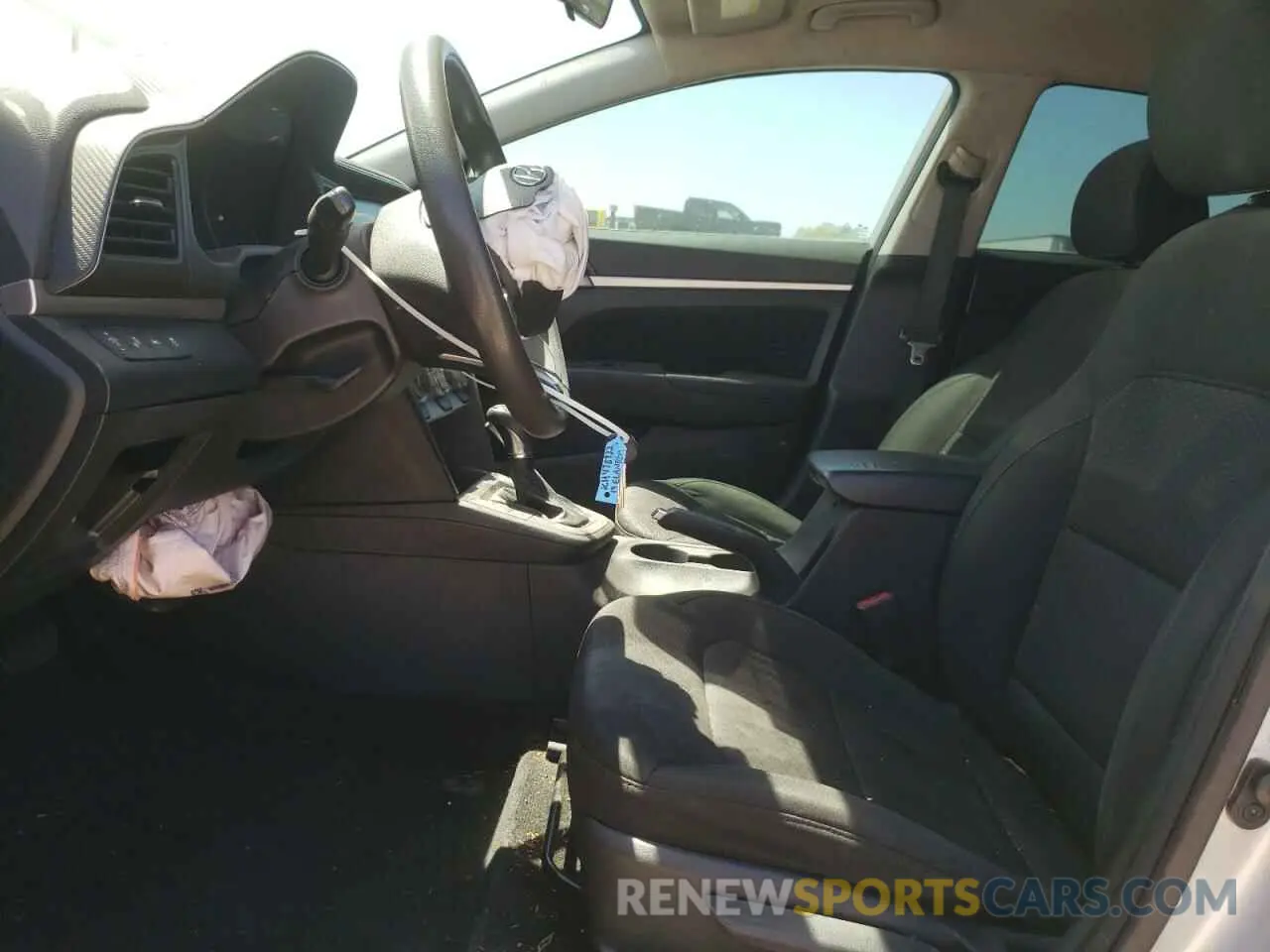 7 Photograph of a damaged car 5NPD84LF1KH478922 HYUNDAI ELANTRA 2019